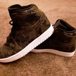 Air Jordan Retro 1 Olive Canvas Snake Print